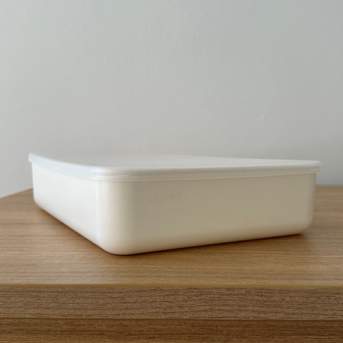 White Storage Container with Plastic Lid - 12 Pack. Storage Tubs, Kitchen organiser, organiser, pantry organisers