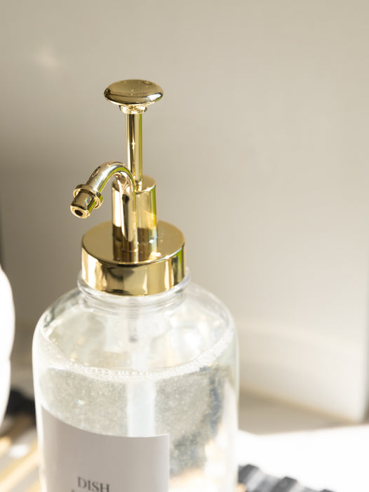 500ml Clear Glass Pump Bottle with Gold Pump Add a touch of elegance to your kitchen, laundry or bathroom with this beautiful glass pump bottle featuring a gold pump