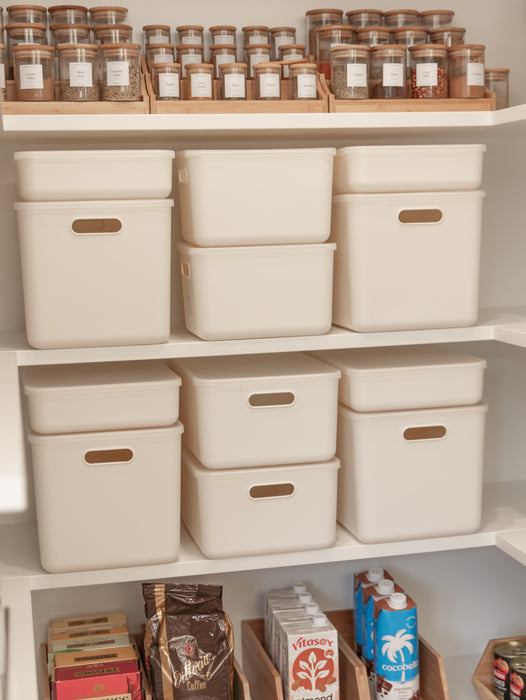 White Storage Container with Plastic Lid - 12 Pack. Storage Tubs, Kitchen organiser, organiser, pantry organisers